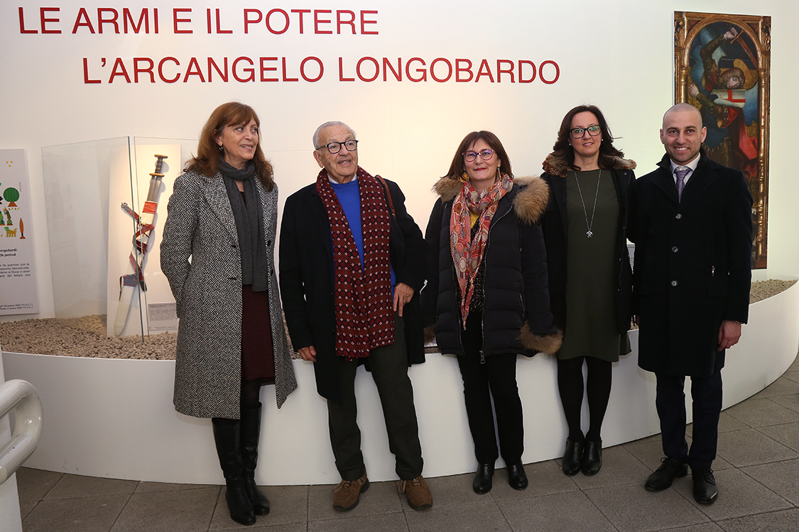 Le armi e il potere_82.jpg